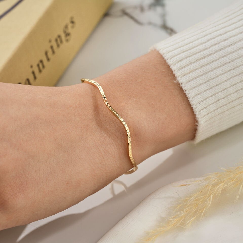 Zig Zag Desenli Kelepçe