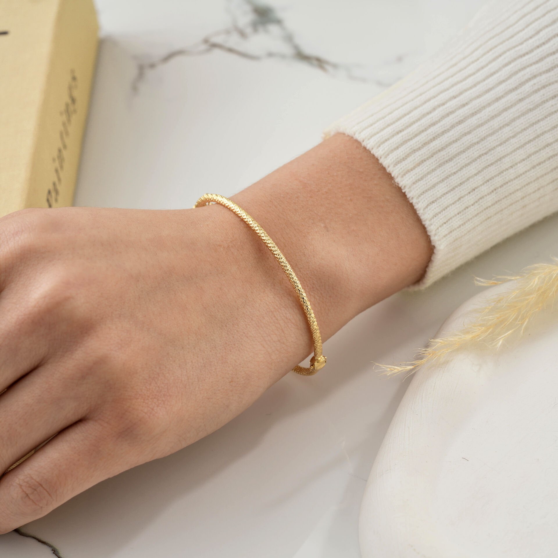 Desenli Işıltılı Kelepçe