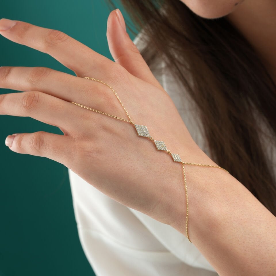 Geometrik Taşlı Şahmaran