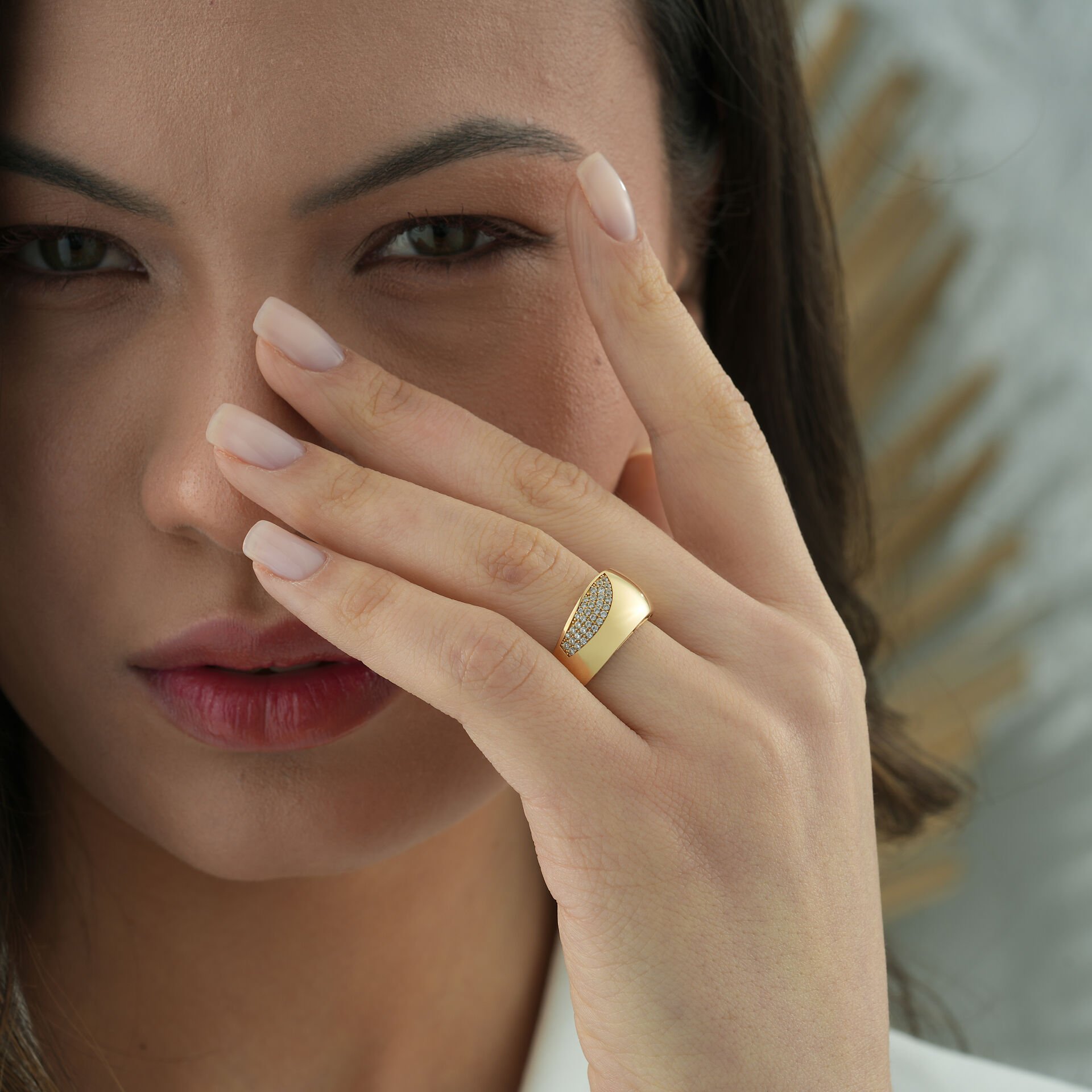 Taşlı Fantezi Yüzük