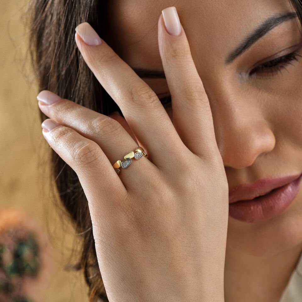 Taşlı Tasarım Yüzük