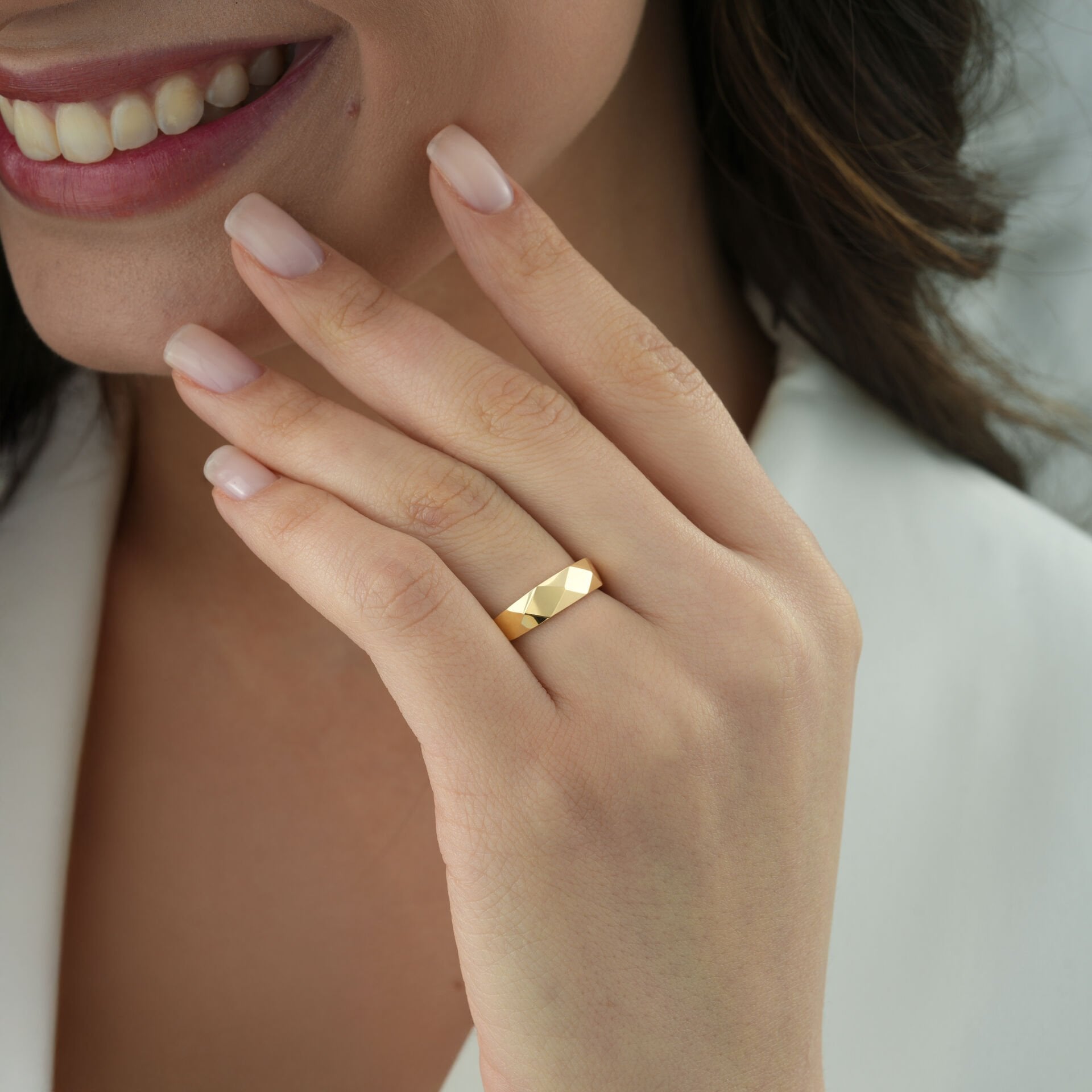 Kristal Kesim Yüzük