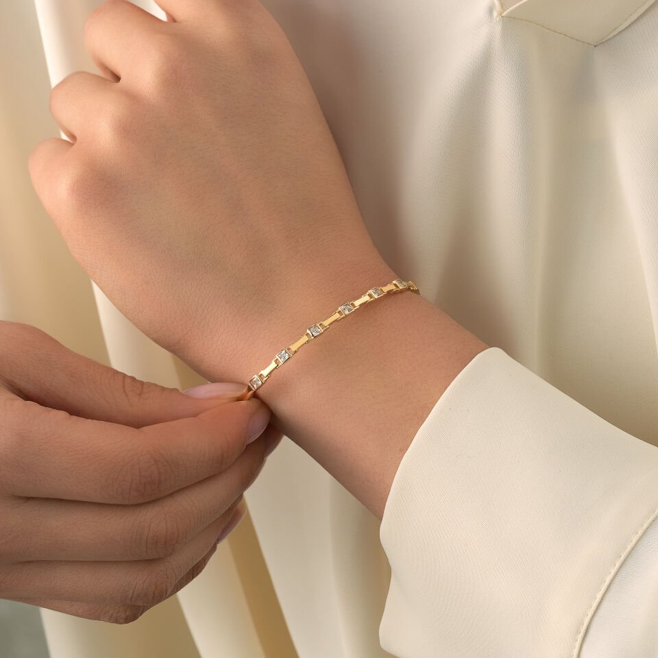 Kare Taşlı Kelepçe