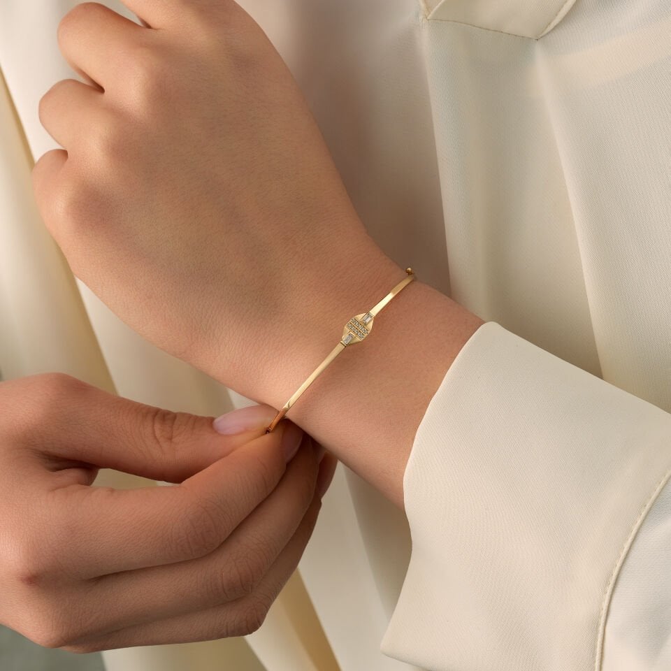 Taşlı Geometrik Kelepçe