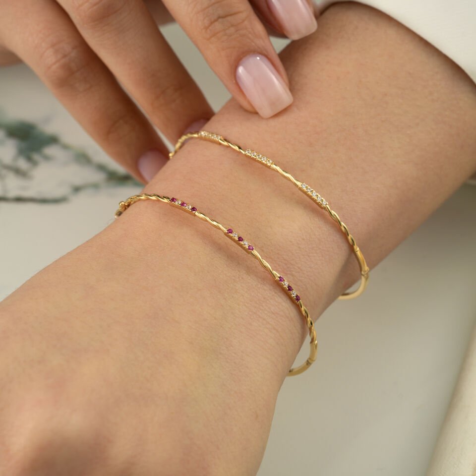 Renkli Minimal Kelepçe