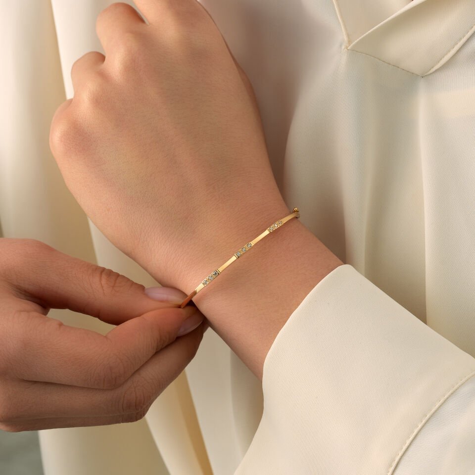 Slim Tasarım Kelepçe