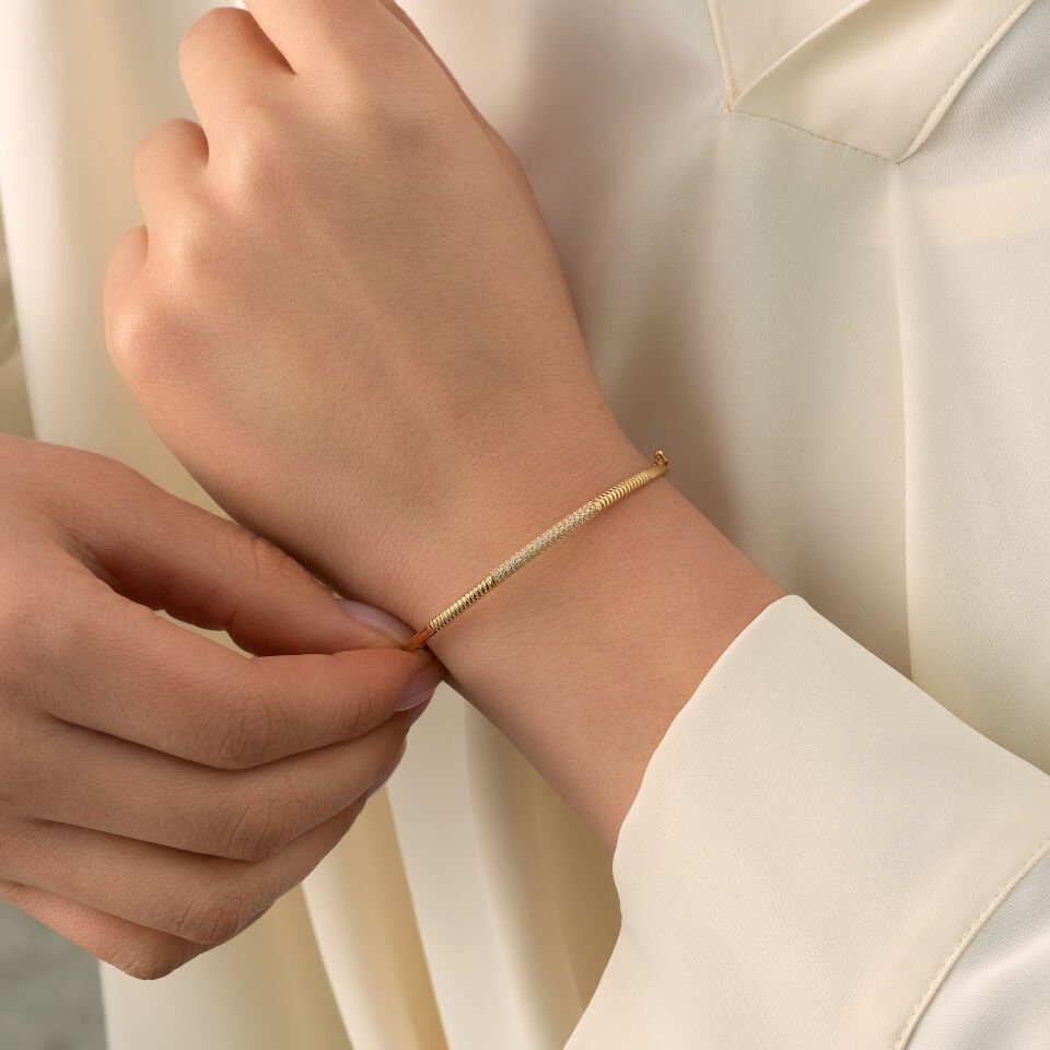 Taşlı Minimal Kelepçe