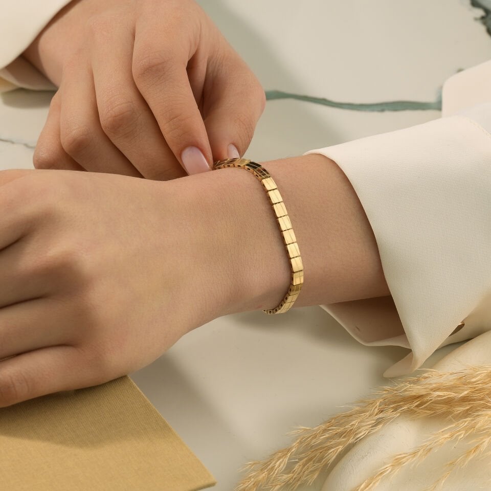 Desenli Işıltı Bileklik