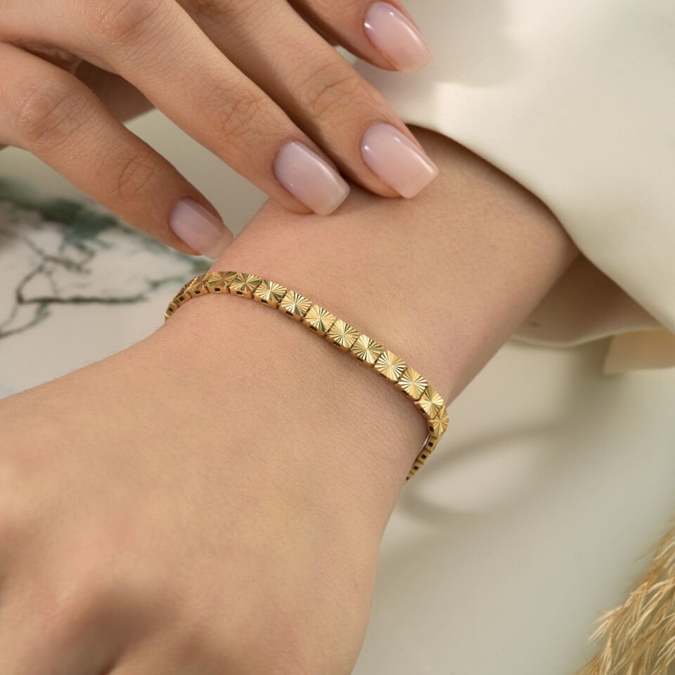 Desenli Kalemli Bileklik