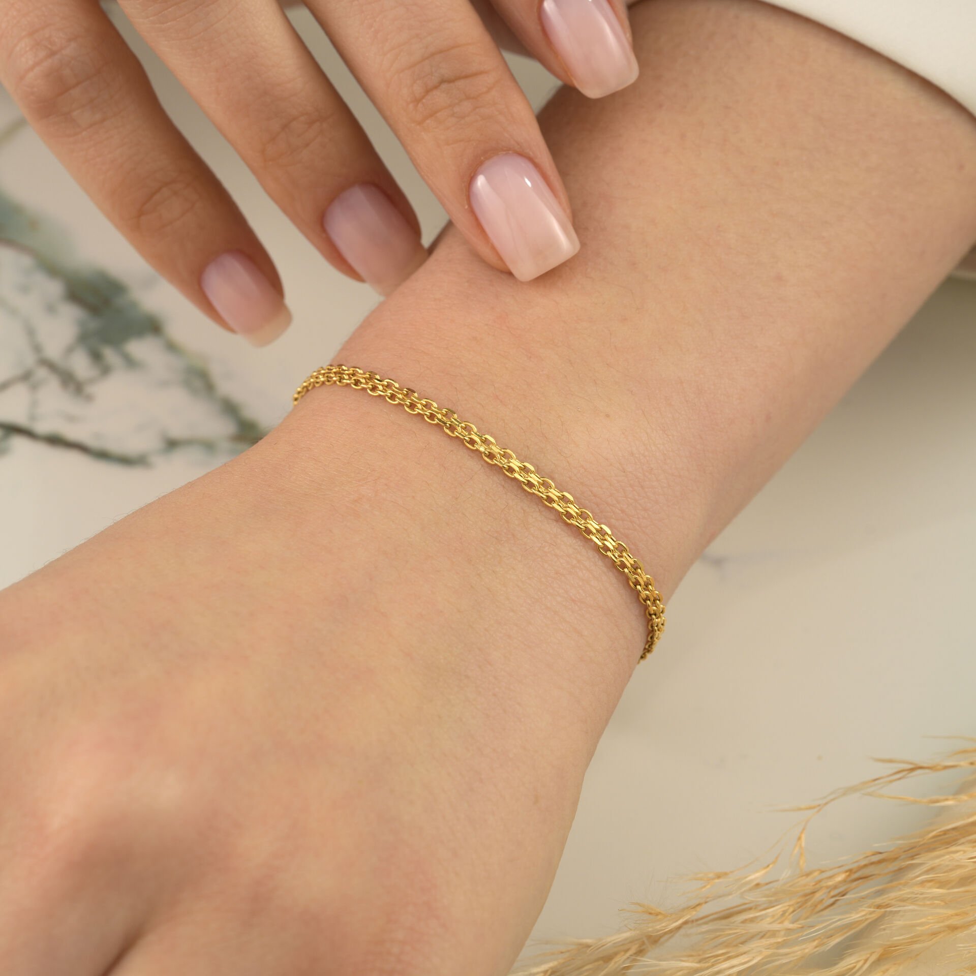 Medium Bismarck Bileklik