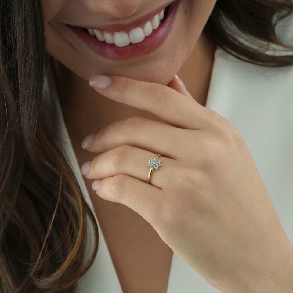 Kristal Çiçek Yüzük