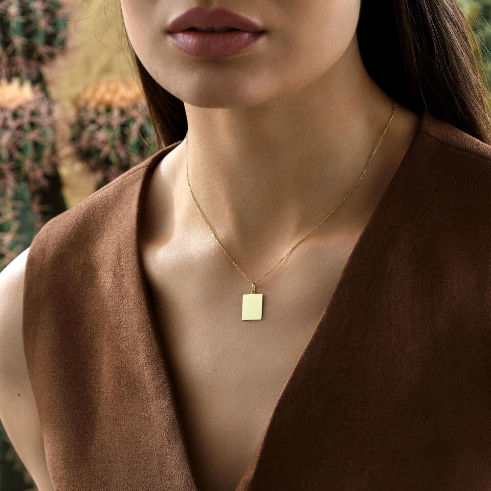 Dikdörtgen Plaka Kolye