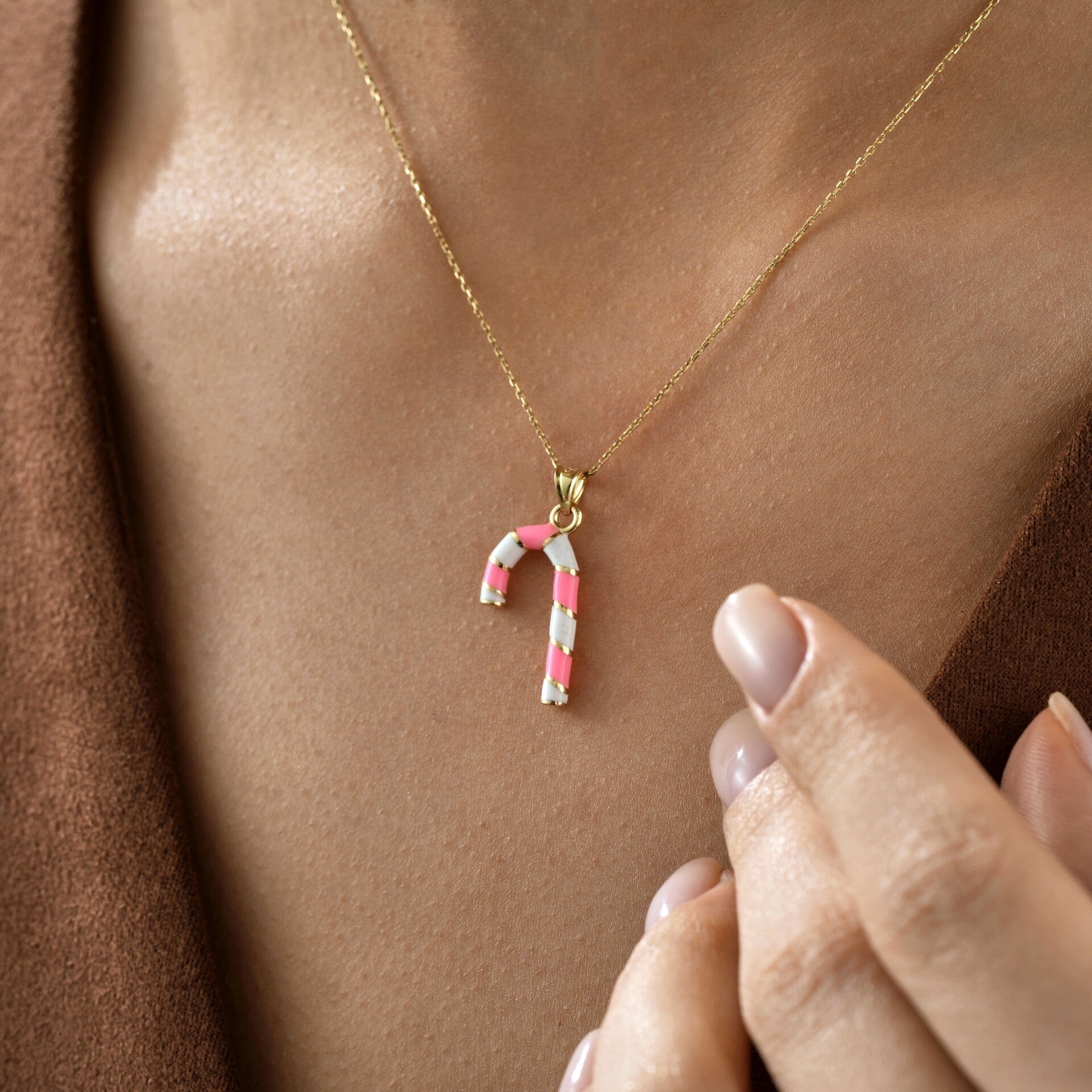 Pembe Baston Şeker Kolye