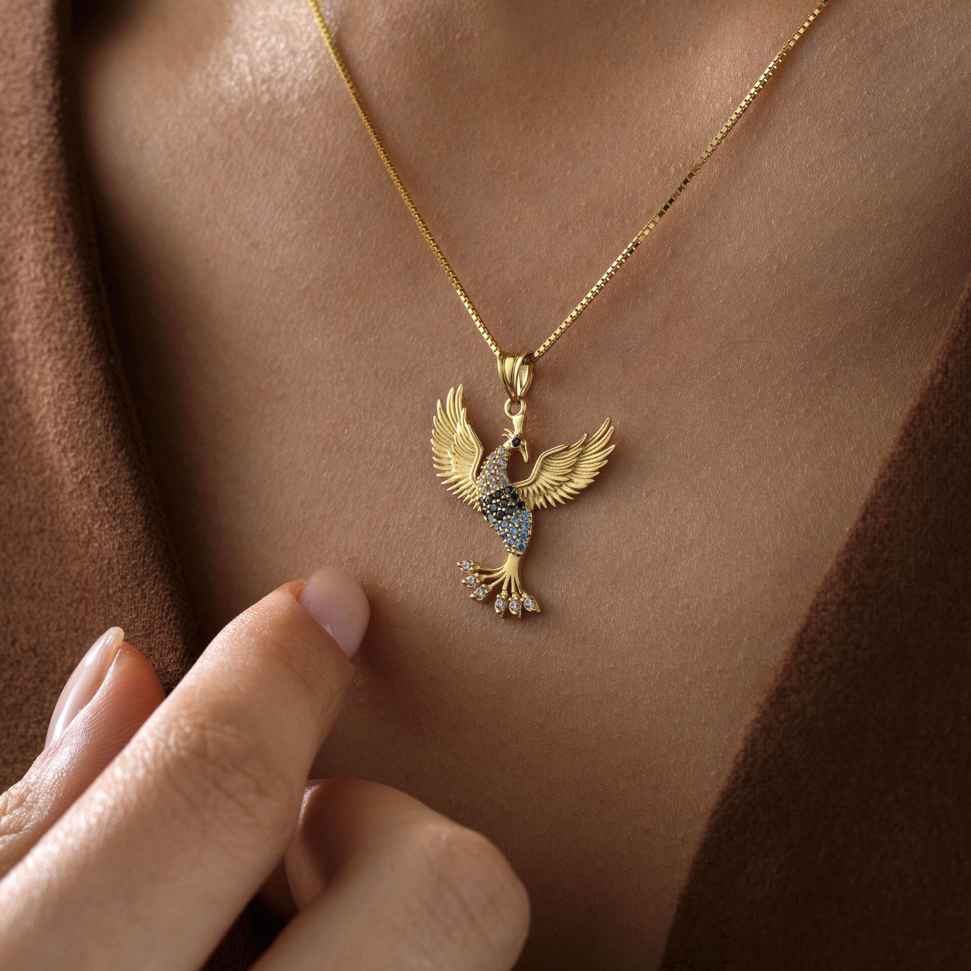 Mavi Taşlı Anka Kuşu Kolye