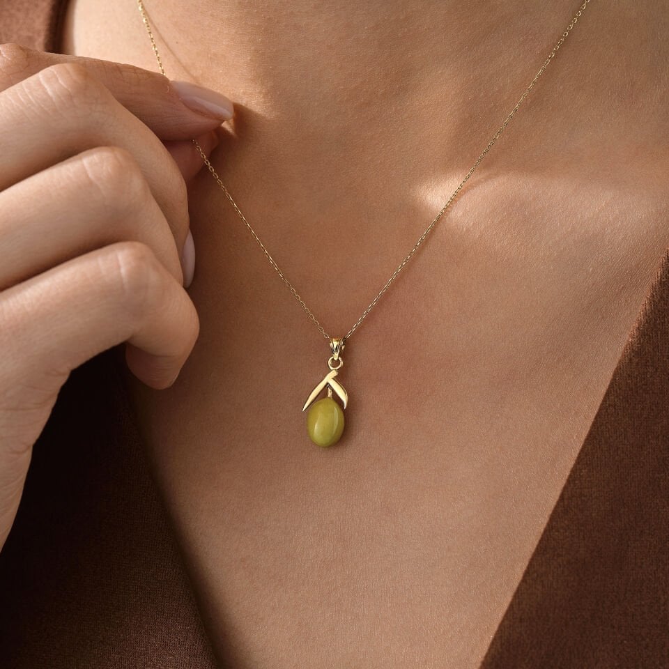 Yeşil Olive Kolye