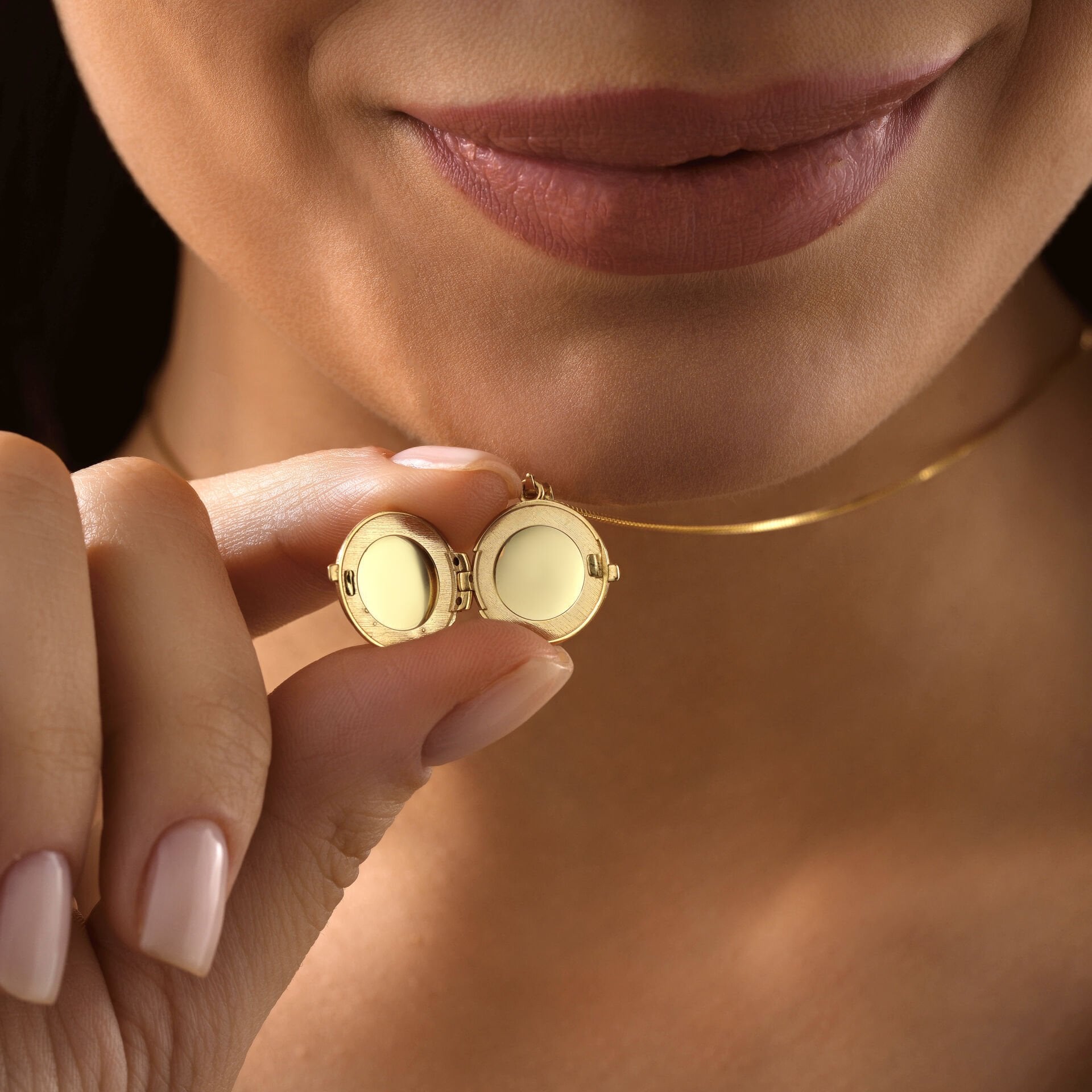 Daire Kapaklı Vintage Kolye