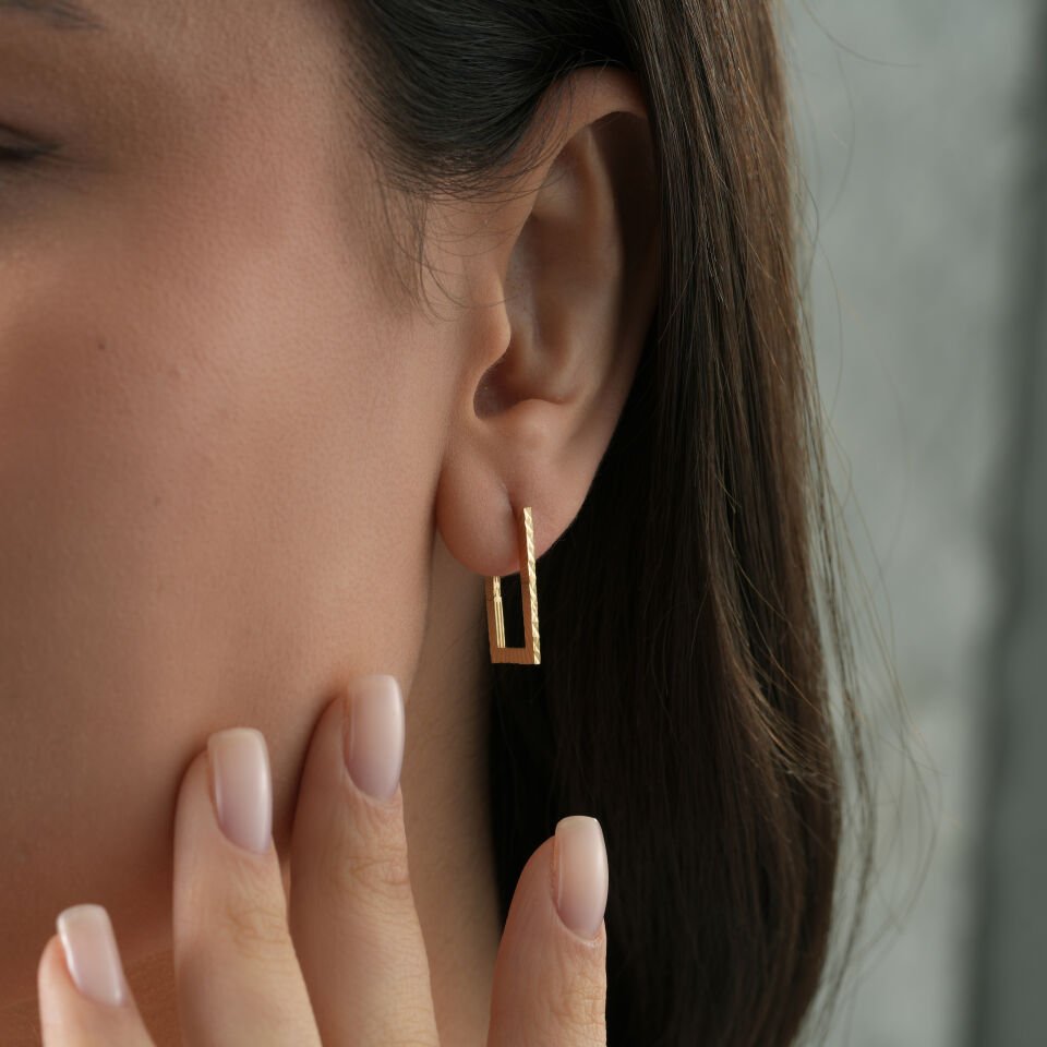 Geometrik Işıltılı Küpe