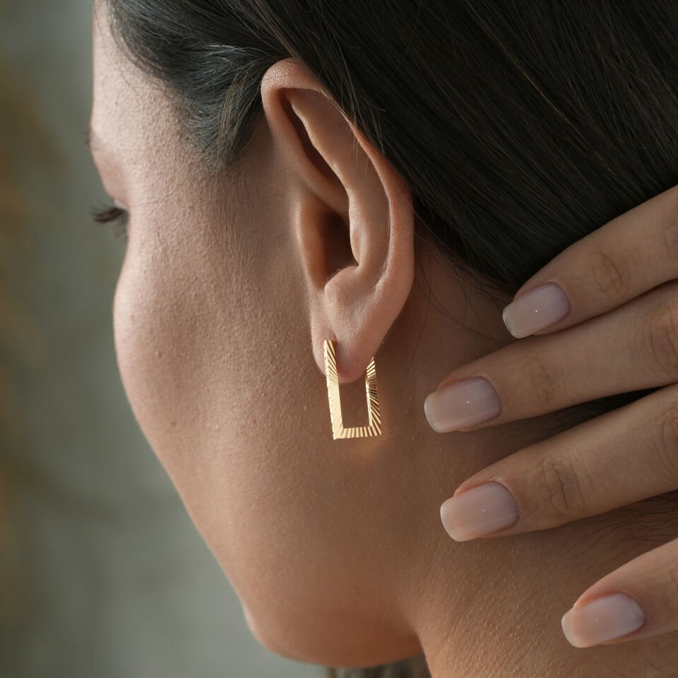 Geometrik Işıltılı Küpe