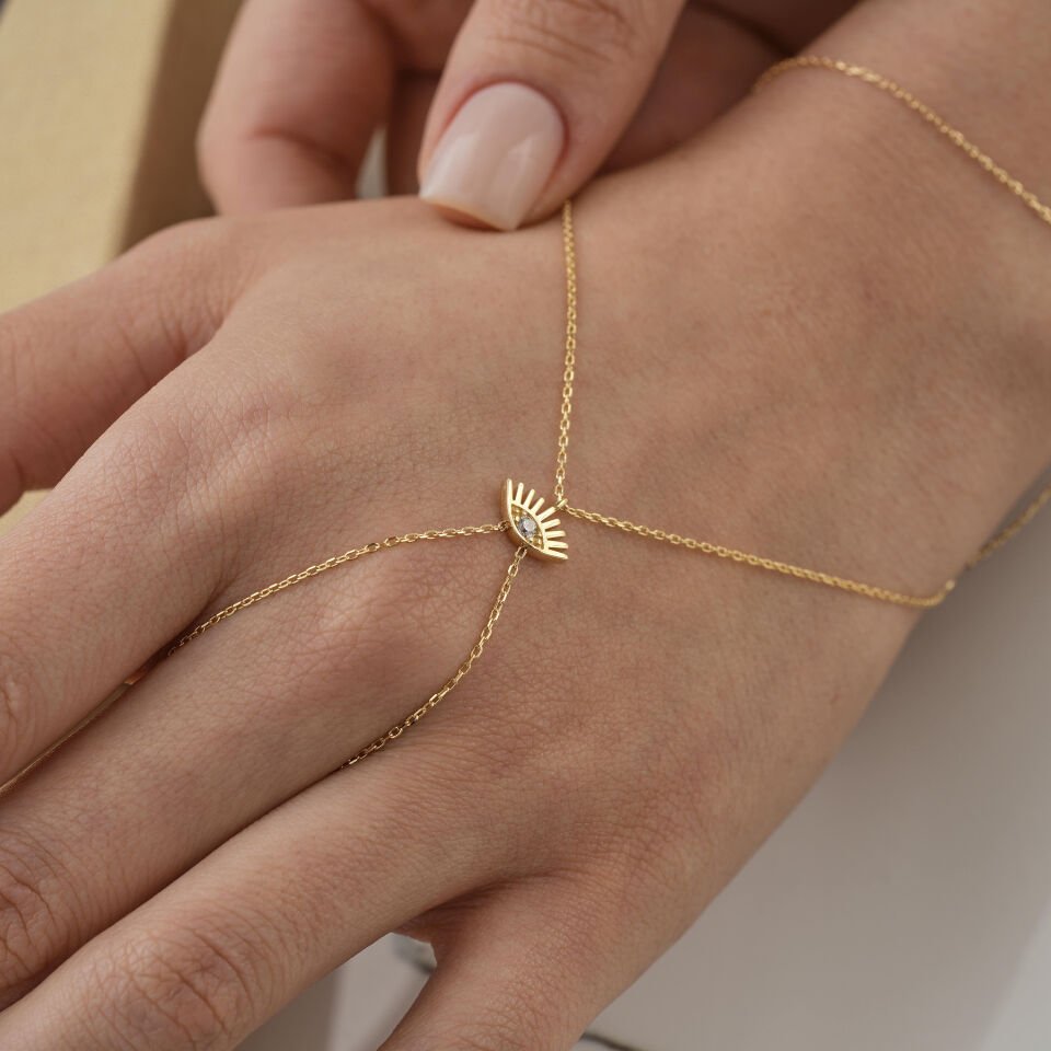 Beyaz Taşlı Kirpik Şahmaran