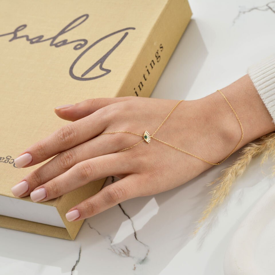 Yeşil Taşlı Kirpik Şahmaran