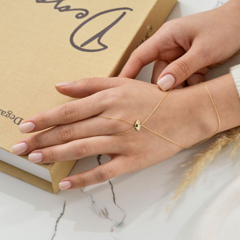 Yeşil Taşlı Kirpik Şahmaran