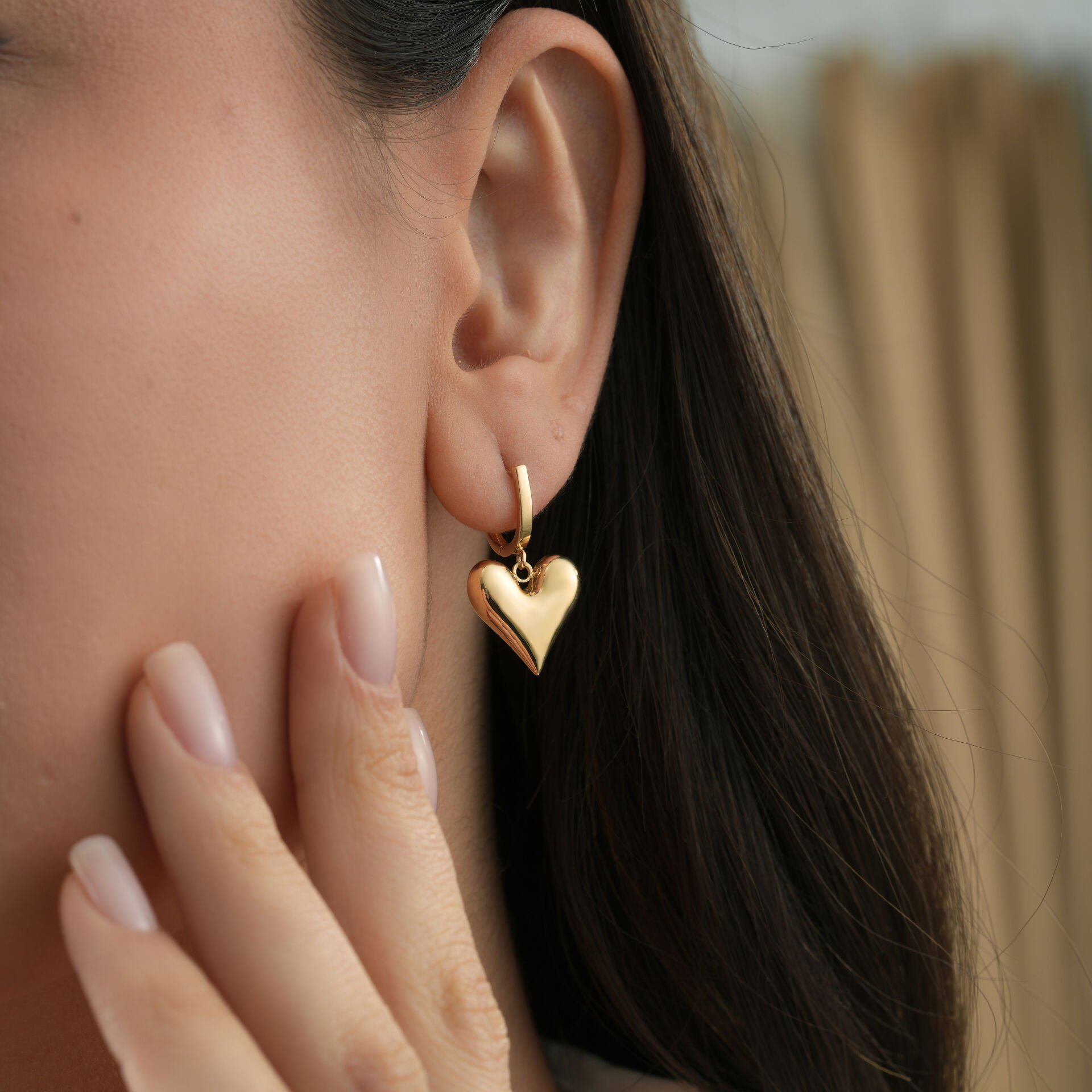 Kalp Sallantılı Küpe