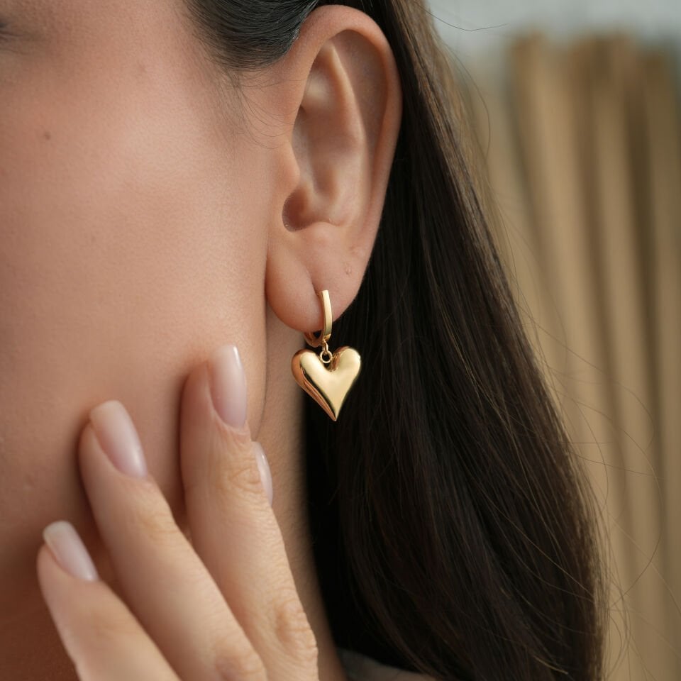 Kalp Sallantılı Küpe