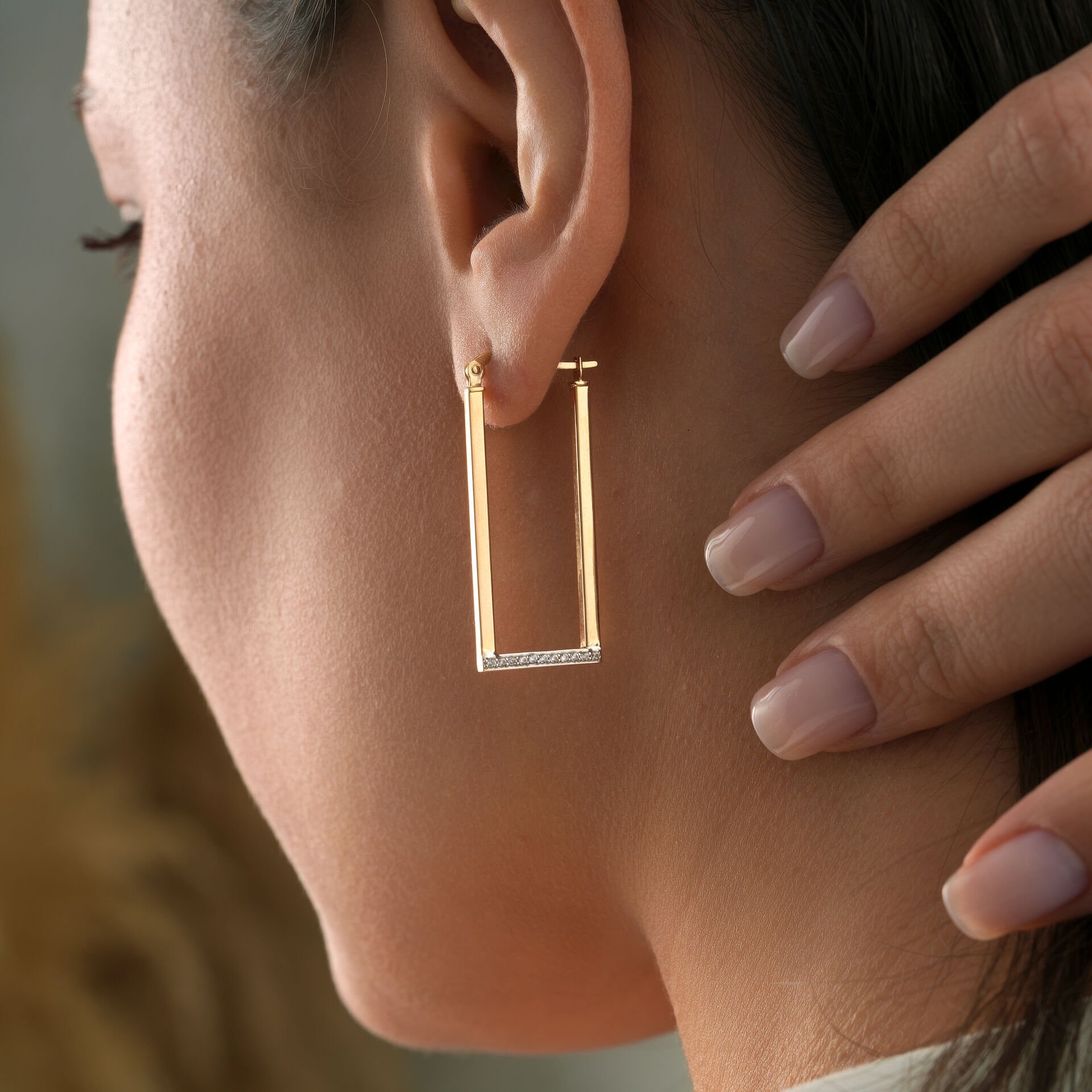 Taşlı Dikdörtgen Küpe