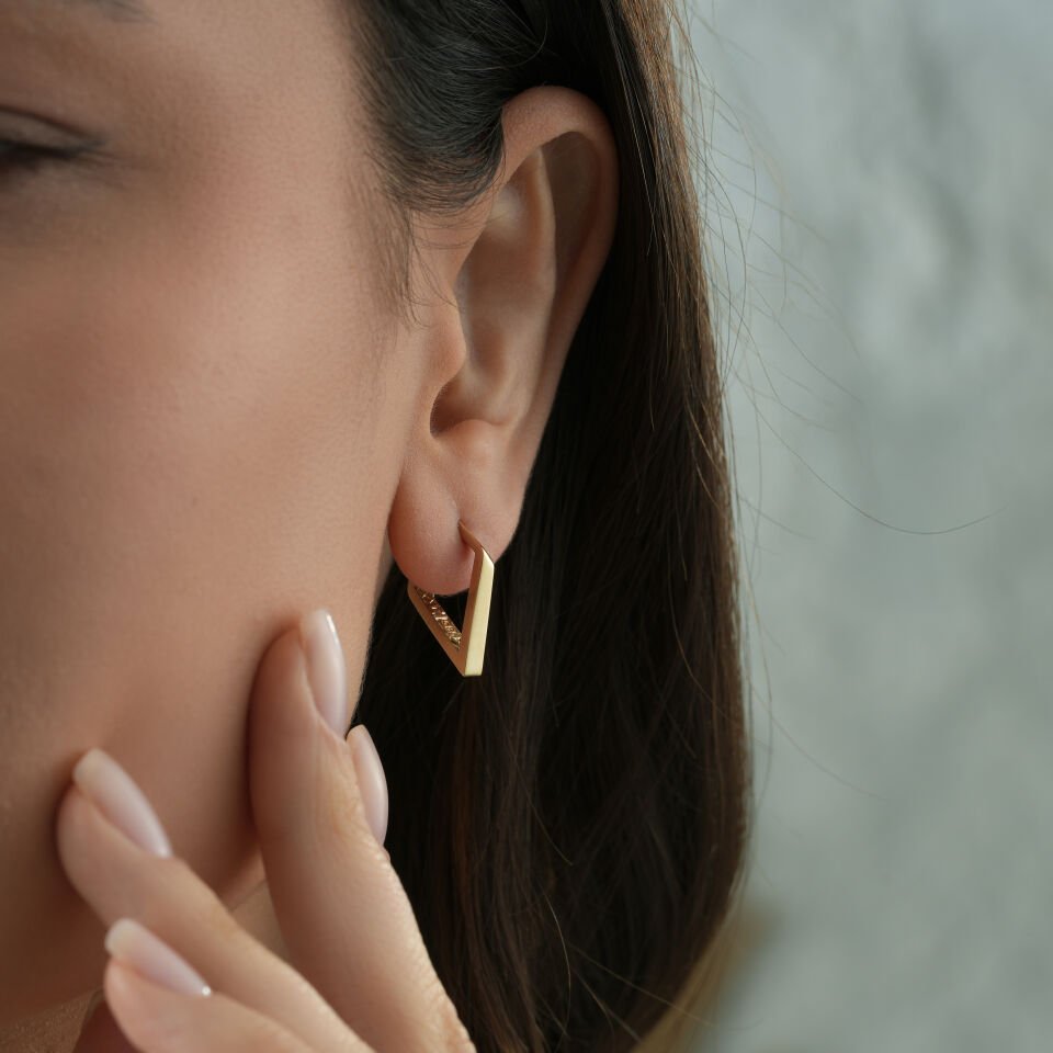 Üçgen Minimal Küpe