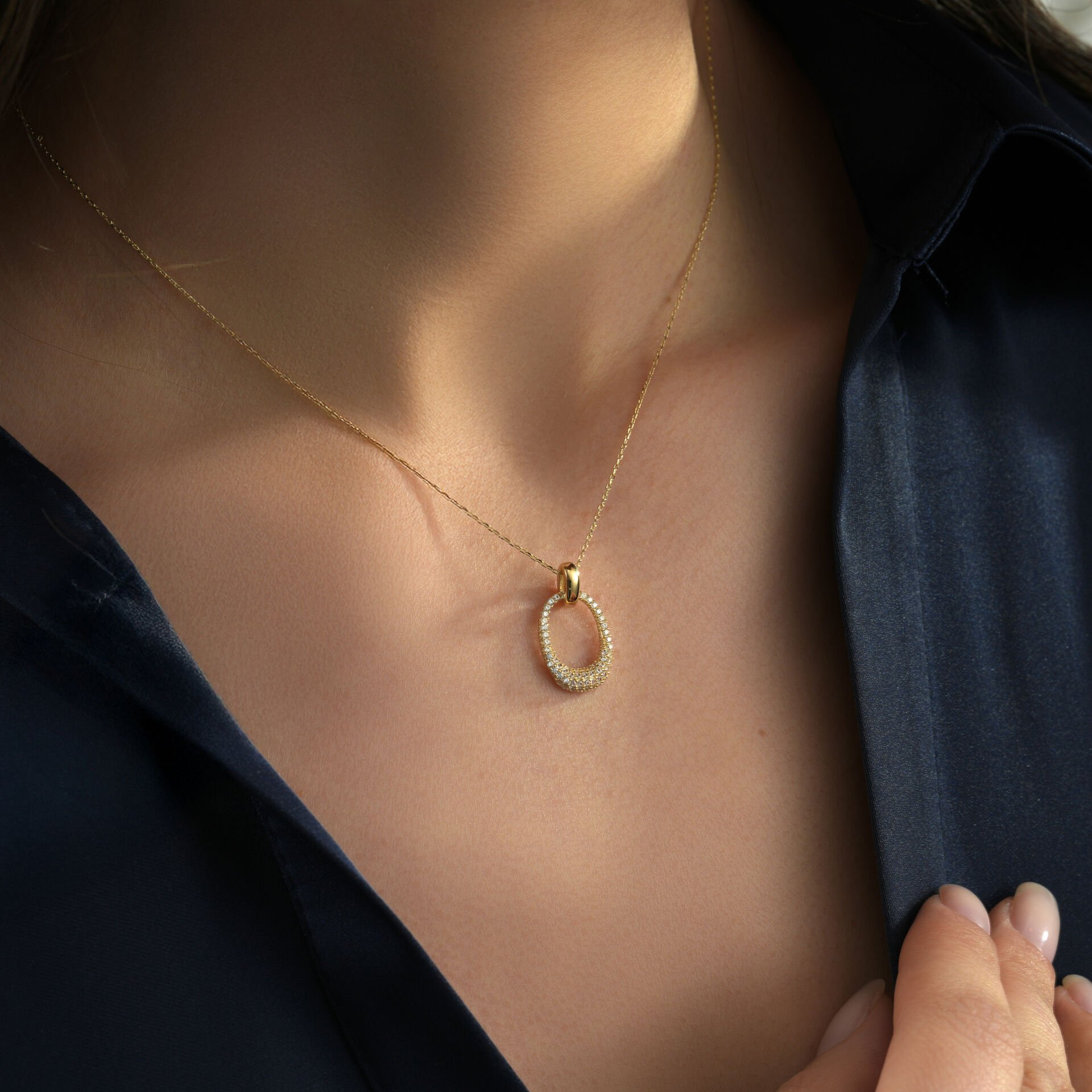 Taşlı Tasarım Kolye