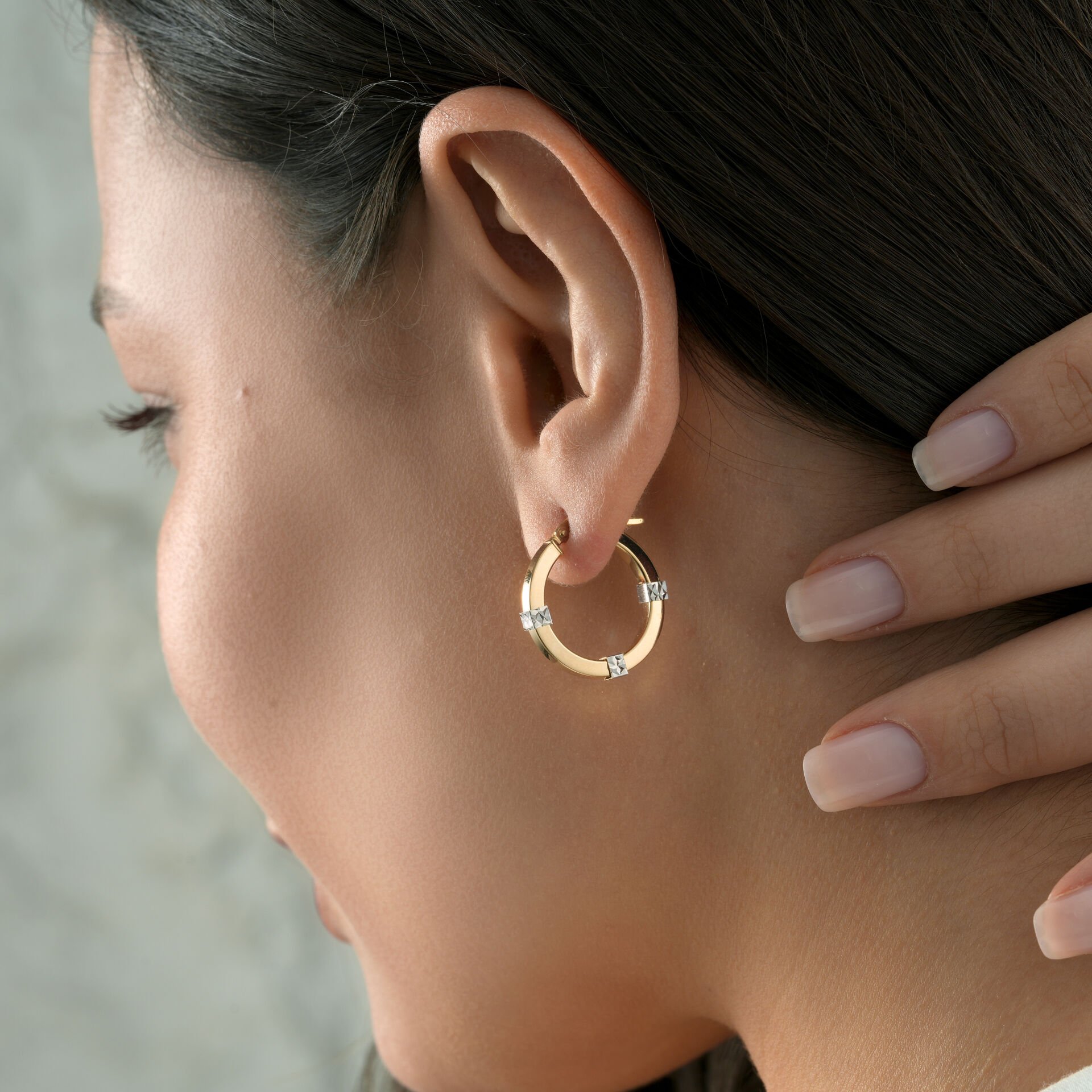 Işıltılı Halka Küpe