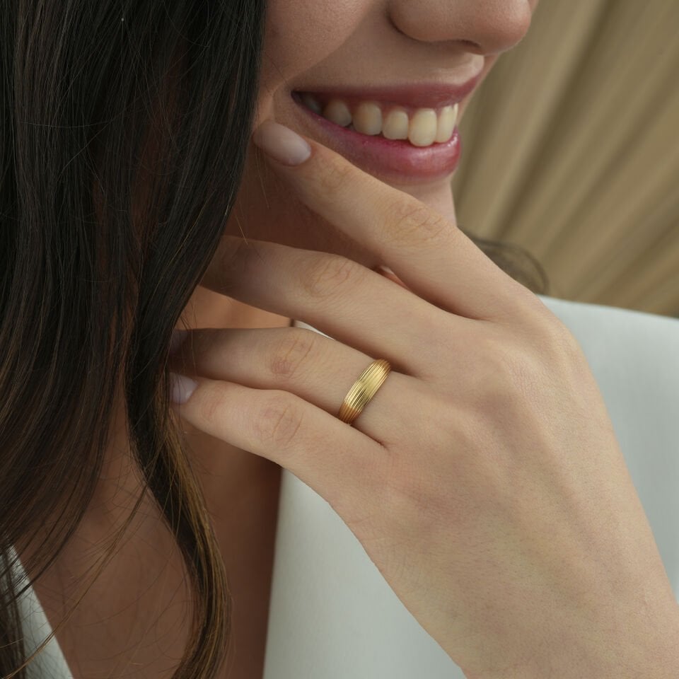 Çizgili Dome Yüzük